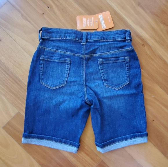 GYMBOREE - Picture 2 of 4